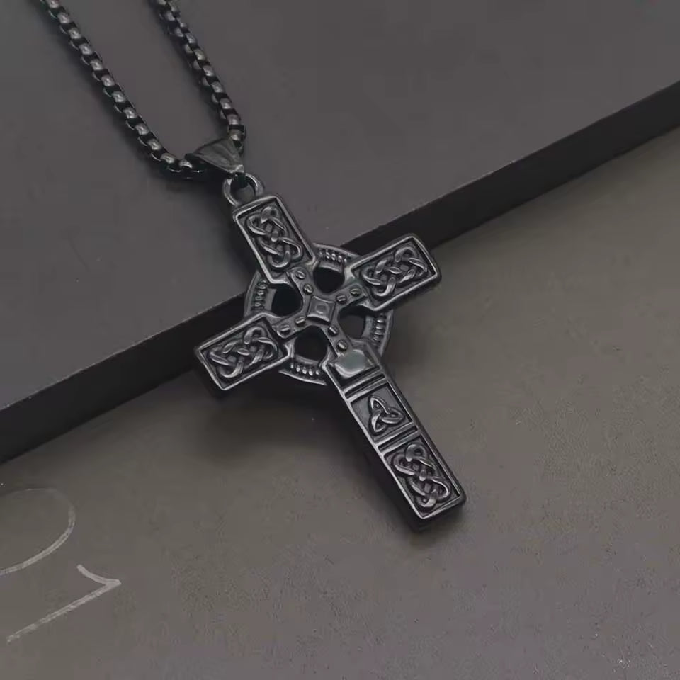 Collier médieval pour homme